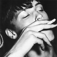 欧美男生霸气成熟范黑白头像