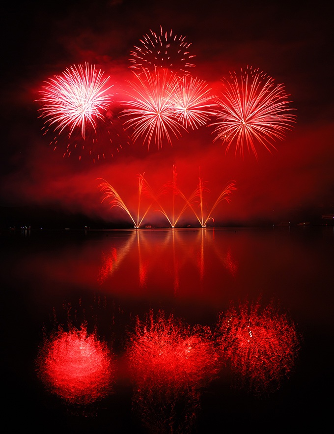 中国春节唯美烟花图片素材