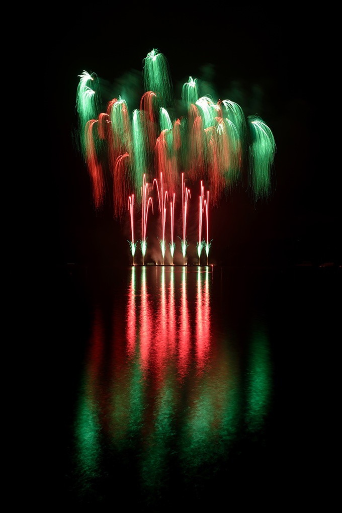 中国春节唯美烟花图片素材