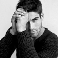 超帅气的男生黑白个性qq头像