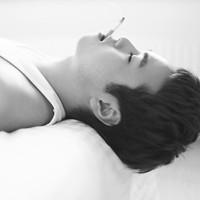 超帅气的男生黑白个性qq头像