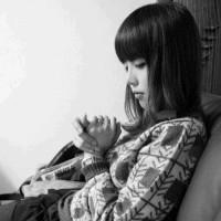 好看的女生黑白个性qq头像