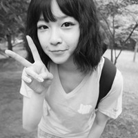 好看的女生黑白个性qq头像