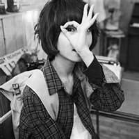 好看的女生黑白个性qq头像