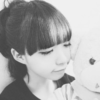 好看的女生黑白个性qq头像