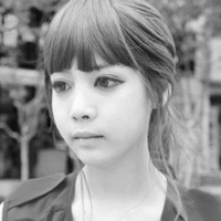 好看的女生黑白个性qq头像