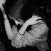 好看的女生黑白个性qq头像