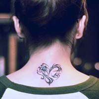 有纹身的霸气女生个性qq头像