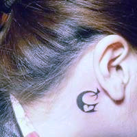 有纹身的霸气女生个性qq头像