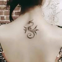 有纹身的霸气女生个性qq头像