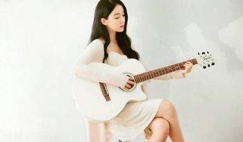 吉他唯美清新女生图片素材