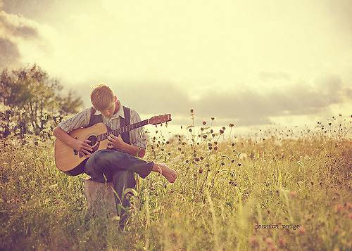 吉他唯美清新女生图片素材