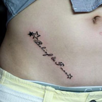 个性性感女生英文纹身头像图片