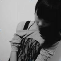 qq黑白图片女生伤感头像大全