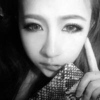 qq黑白图片女生伤感头像大全