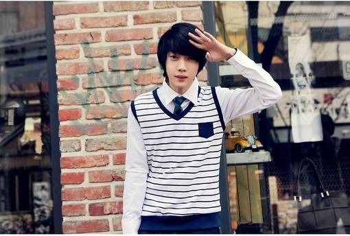 清新阳光男生图片 趁年轻挥霍自己的青春