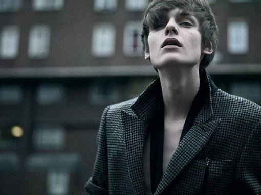 清新阳光男生图片 趁年轻挥霍自己的青春