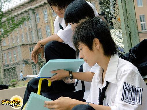 清新阳光男生图片 趁年轻挥霍自己的青春