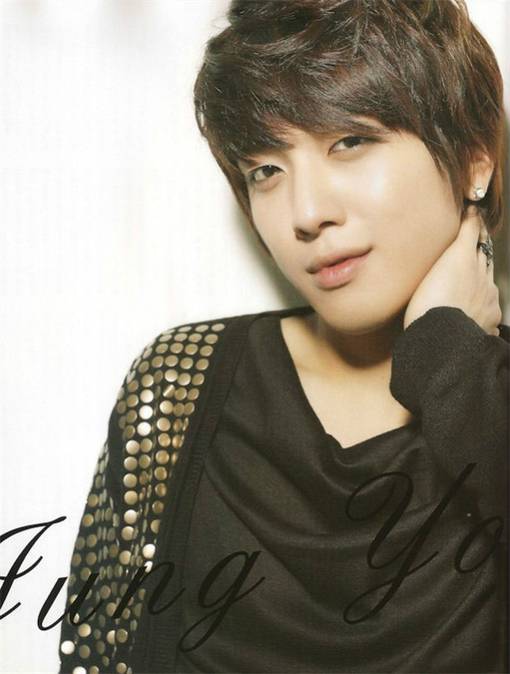 帅气戴眼镜小男生图片