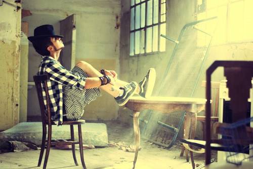 男生图片帅气伤感背影 莫名的心疼