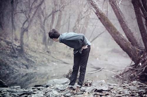 男生图片帅气伤感背影 莫名的心疼