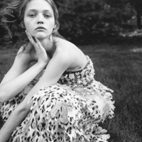 黑白头像图片女生霸气伤感