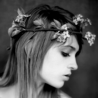 黑白头像图片女生霸气伤感