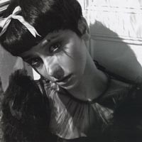 黑白头像图片女生霸气伤感