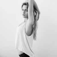 黑白头像图片女生霸气伤感