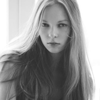 黑白头像图片女生霸气伤感