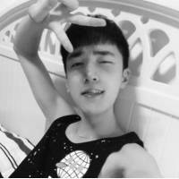 男黑白头像图片高清