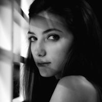 唯美欧美黑白女生头像图片