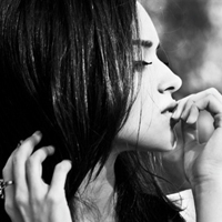 唯美欧美黑白女生头像图片