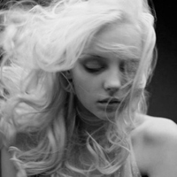 唯美欧美黑白女生头像图片