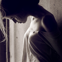 唯美欧美黑白女生头像图片