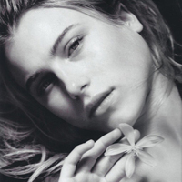 唯美欧美黑白女生头像图片