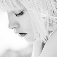 唯美欧美黑白女生头像图片