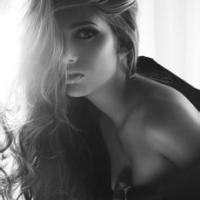 唯美欧美黑白女生头像图片