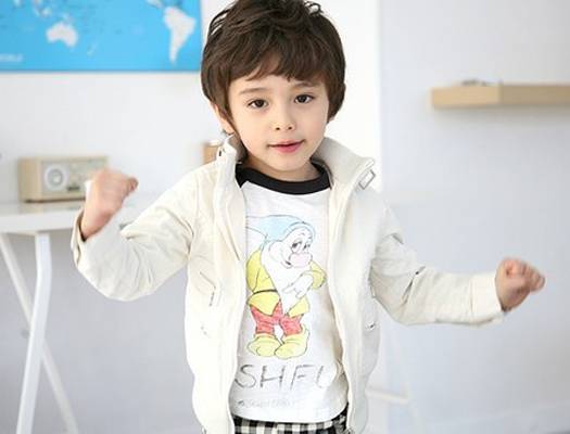 00后小男生图片帅气阳光