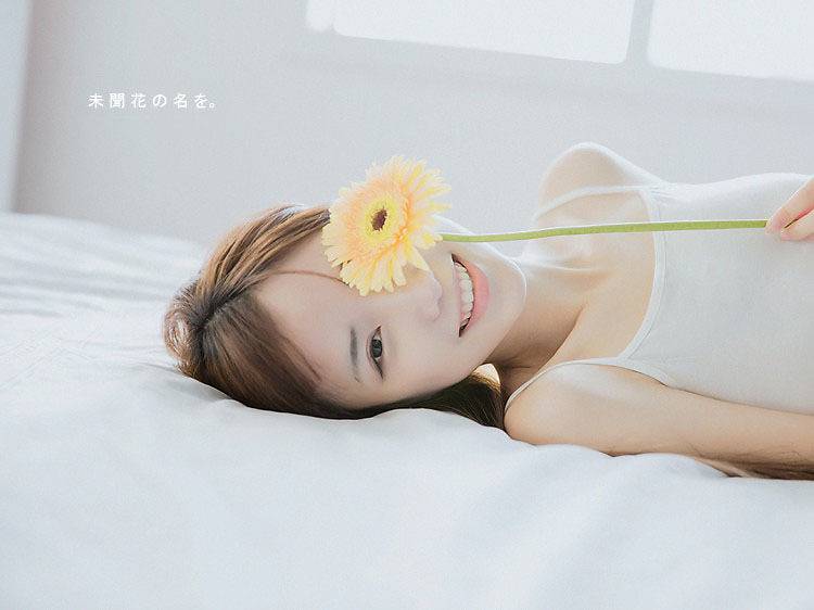 唯美纯白系女生图片大全大图