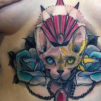 欧美超拽女生个性胸部纹身头像图片