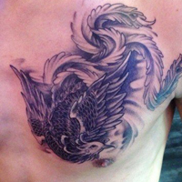 欧美超拽女生个性胸部纹身头像图片