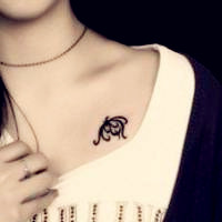 锁骨纹身超拽女生头像图片大全