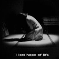 有关欧美女生黑白诡异头像图片