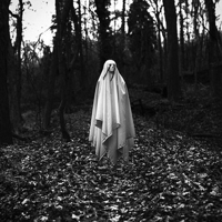 有关欧美女生黑白诡异头像图片