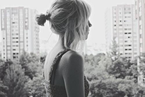 黑白欧美范妩媚气质女生图片