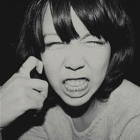 唯美悲伤黑白头像图片大全