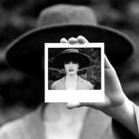 唯美悲伤黑白头像图片大全