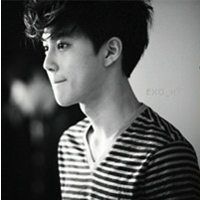 唯美悲伤黑白头像图片大全