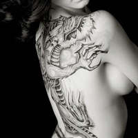 超炫伤感女生纹身头像图片